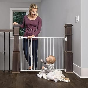 Regalo 2-in-1 Extra Wide Stairway and Hallway Walk ThroughBaby Safety Gate, Hardware Mounting, White 24"x40.5"x28.5