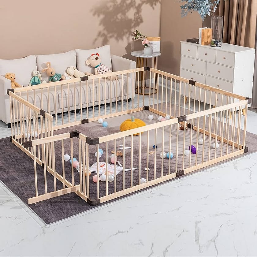 Playpens vs. Baby gates. Playpen image